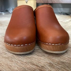 EUC Maguba cognac clog size 38